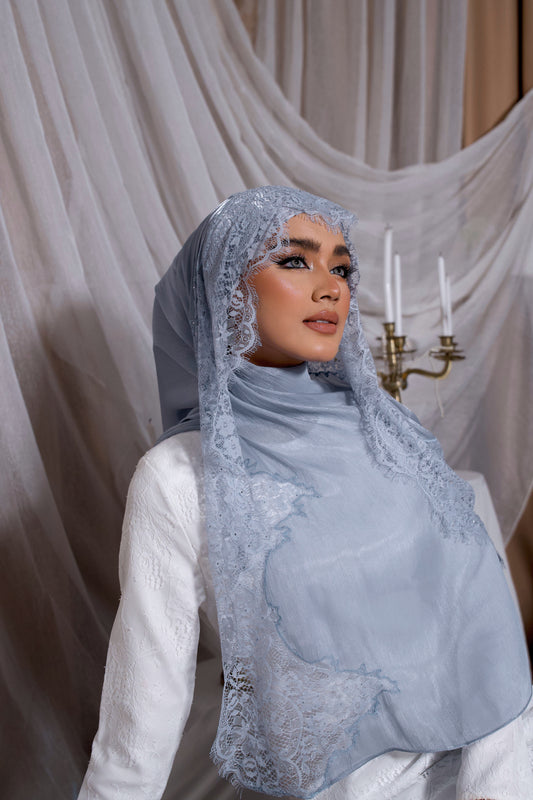 Diamond Lace Shawl - Icy Blue II