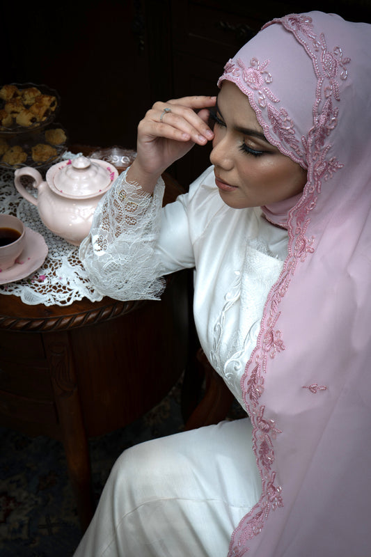 Beaded Vol III - Petal Pink