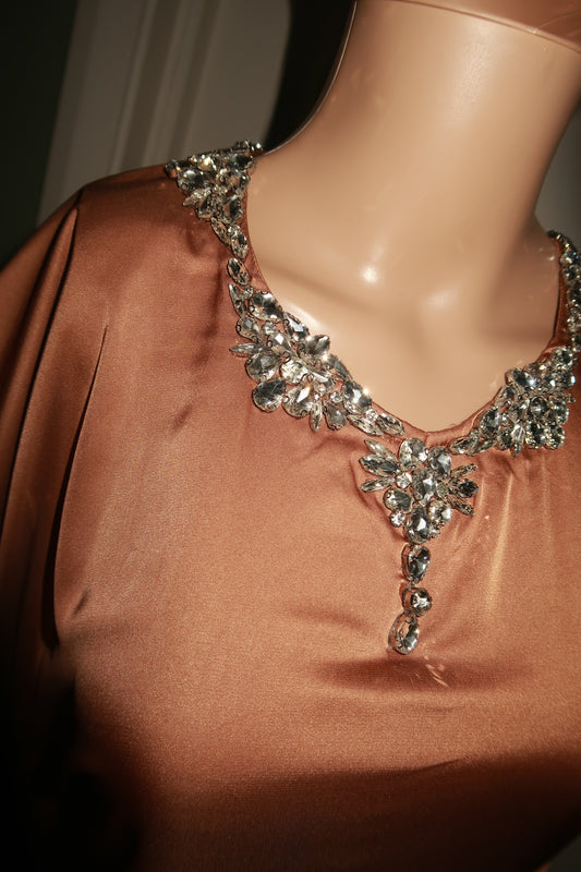 Saḥarā Beaded Kaftan - Caramel Brown