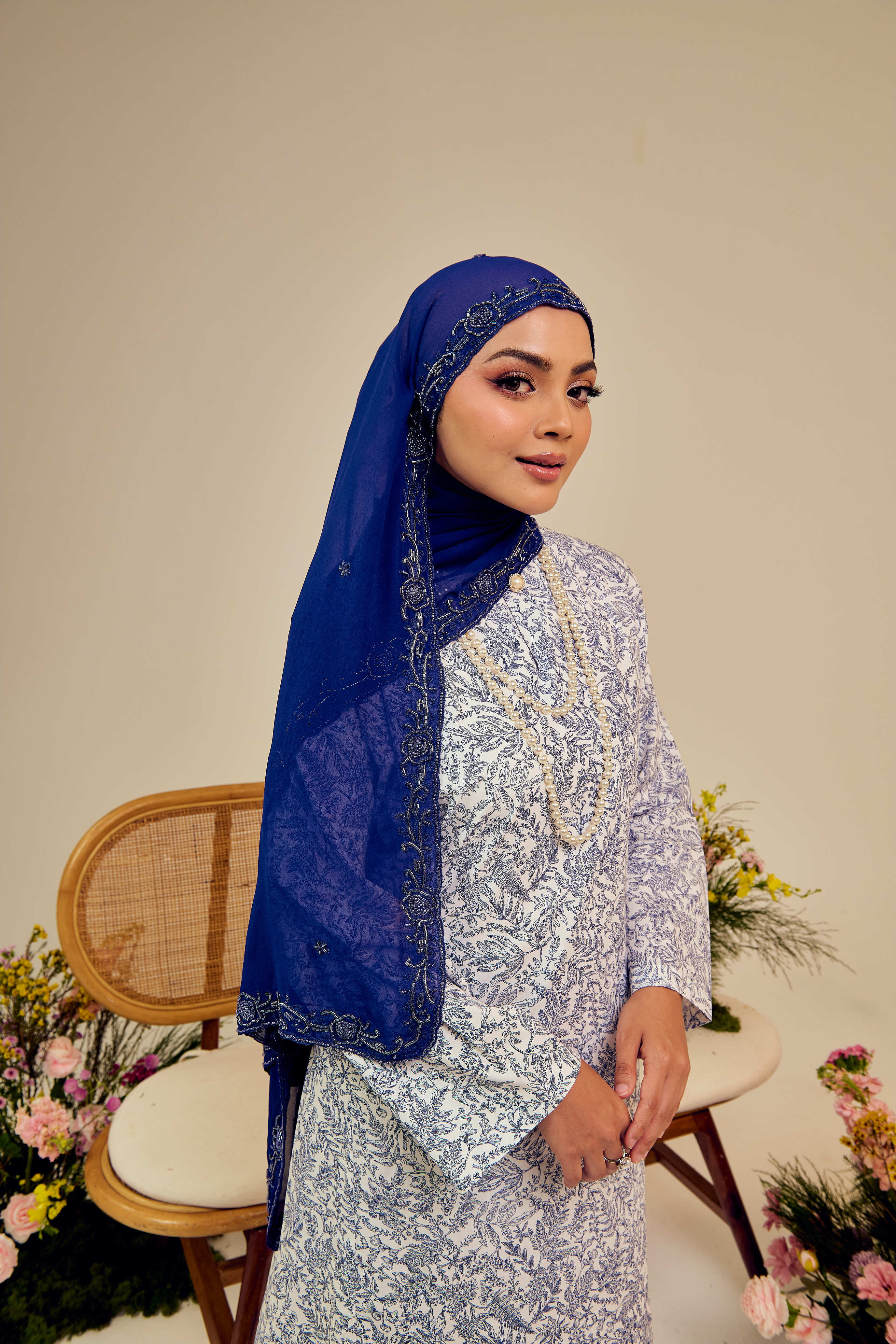 Saharā Beaded Shawl