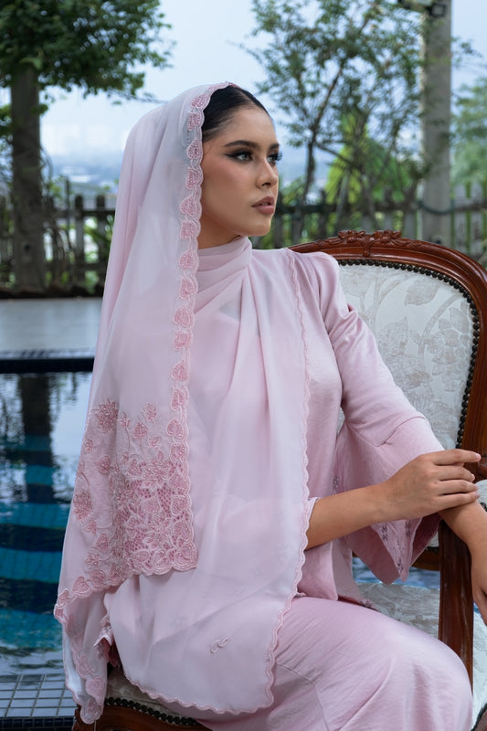 Saḥarā Kerawang Shawl - Light Pink