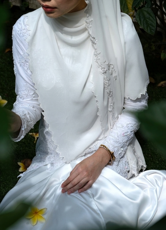 Saḥarā Sulam Shawl - Porcelain White
