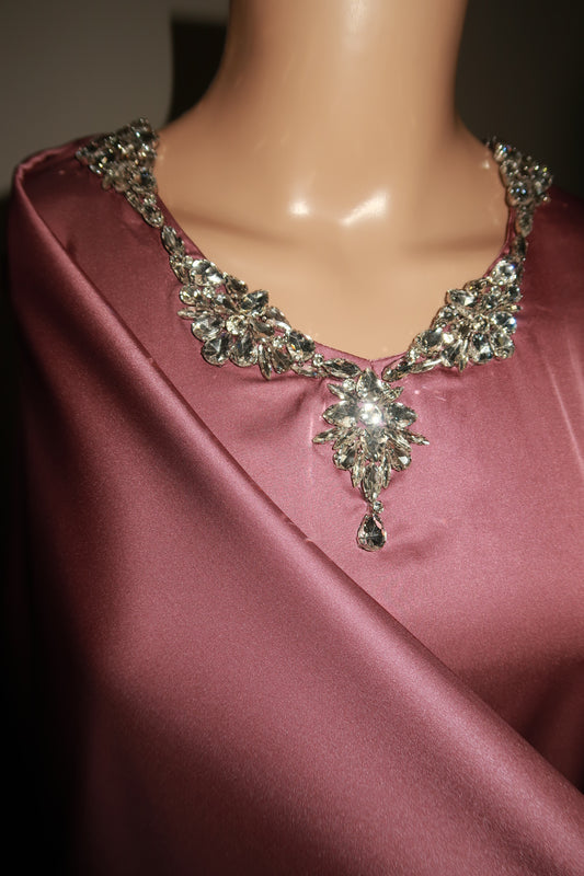 Saḥarā Beaded Kaftan - Wine Purple