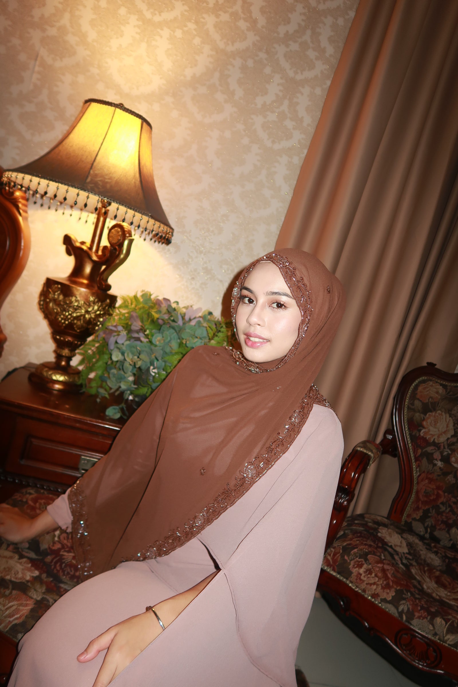 Saharā Beaded Shawl