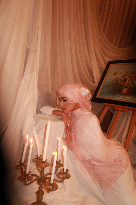 Diamond Lace Shawl - Blush